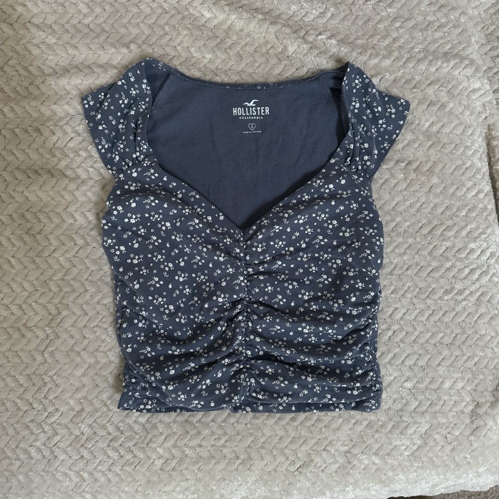 Hollister Blue Ruched top